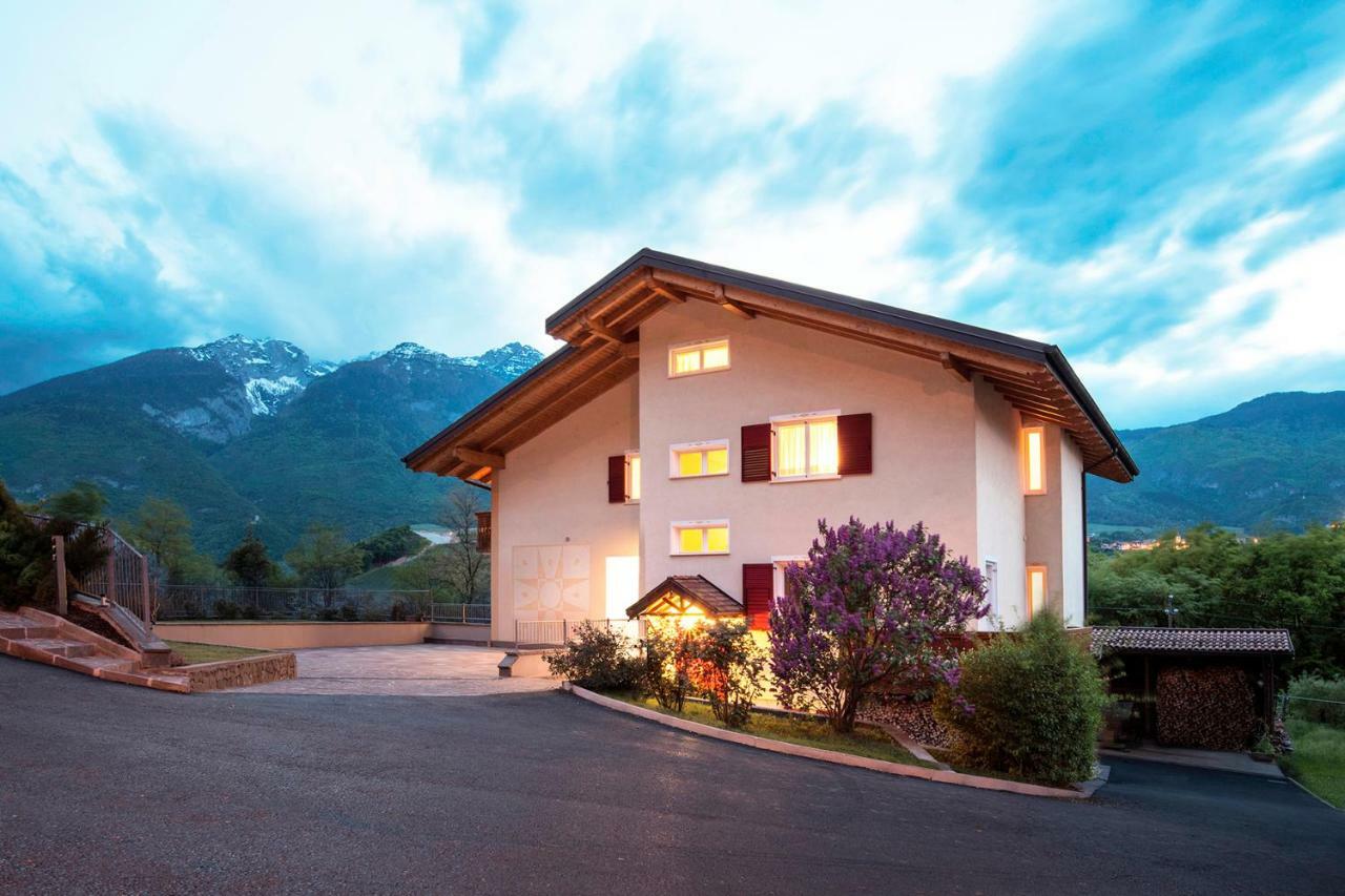 B&B Pra Da Lares Ton ภายนอก รูปภาพ